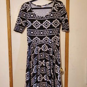 EUC LuLaRoe Nicole Dress - Size L